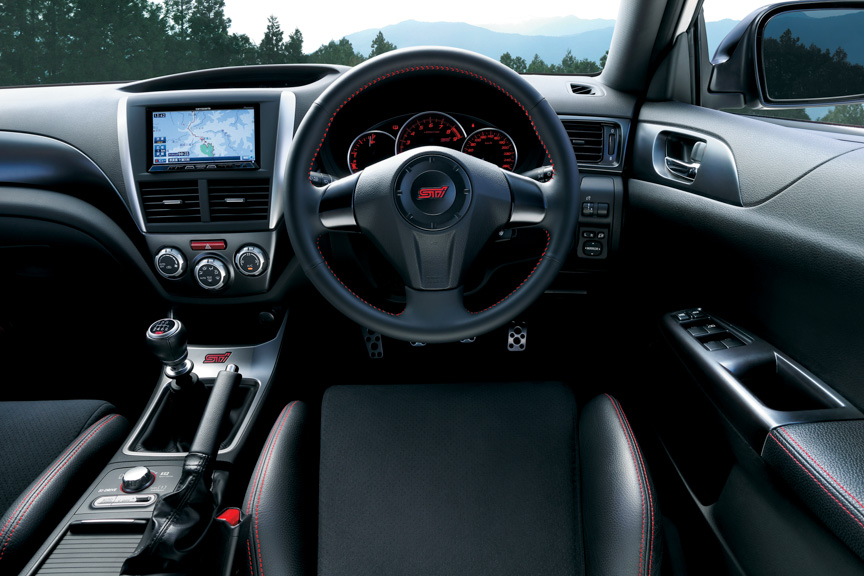 Wrx Sti Ts Type Raについて クイックなギア比のステアリング 特別装備など