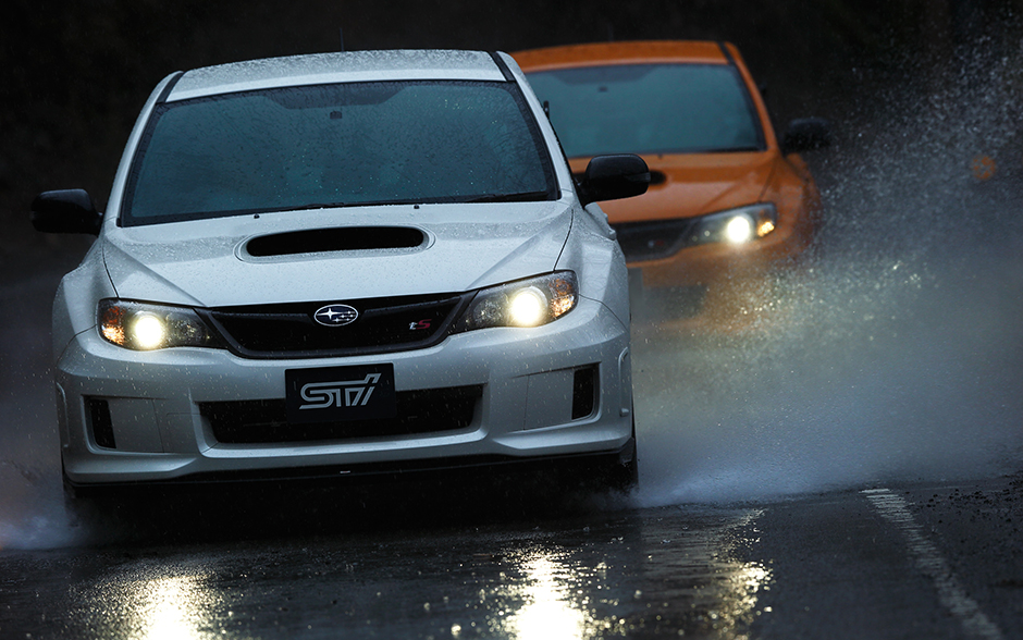 Wrx Sti Ts Type Raについて クイックなギア比のステアリング 特別装備など